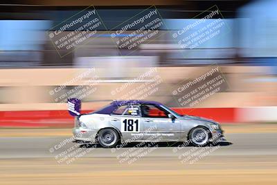 media/Sep-29-2024-24 Hours of Lemons (Sun) [[6a7c256ce3]]/StartFinish (245p-330p)/